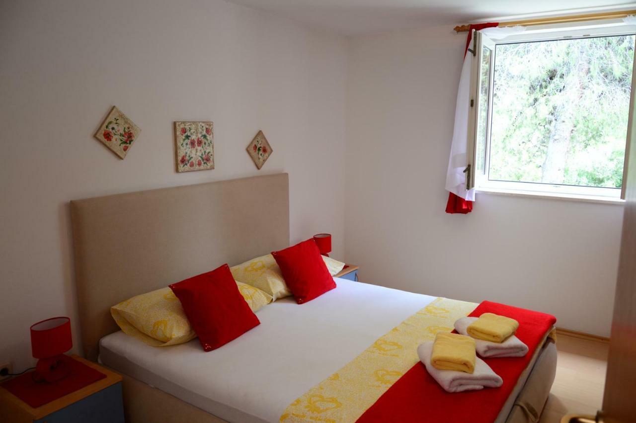 Villa Kale Apartments Slatine Ngoại thất bức ảnh